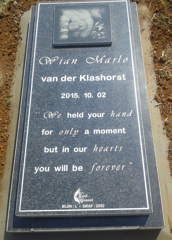 B6 Baby Tombstones Volgrafstene Kopstukke Baba Grafstene Dubble 