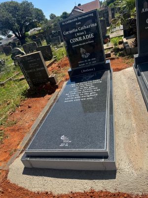 S 104 - Full Tombstones
